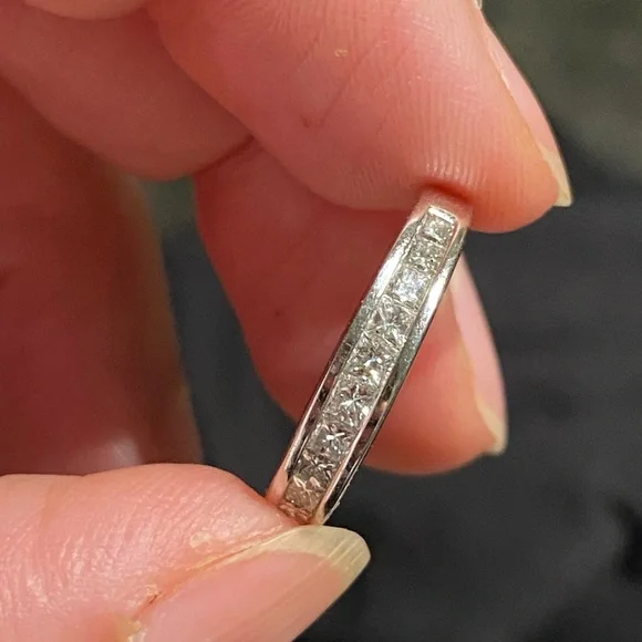 Diamond Anniversary Band